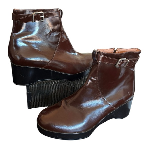 Robert Clergerie Cognac Wedge Ankle Boot Zipper Size 6.5 Buckle - Picture 13 of 15